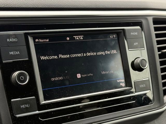 Used 2022 Volkswagen Atlas Cross Sport SE image 25