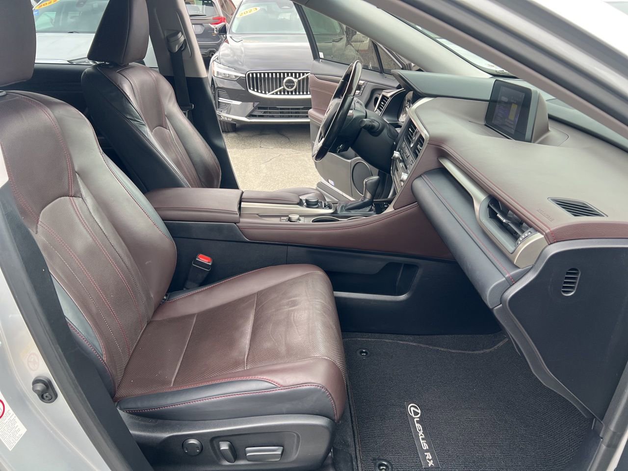 Used 2018 Lexus RX 350L FWD w/ Premium Package image 24