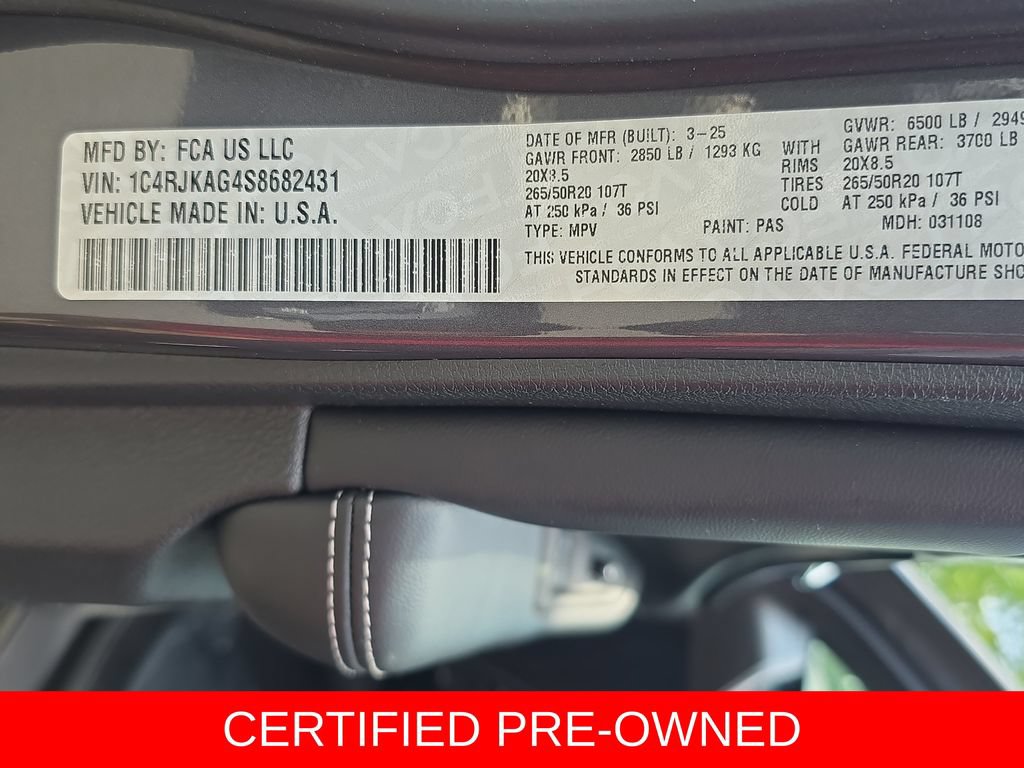 Used 2025 Jeep Grand Cherokee L Altitude AWD/4WD image 37