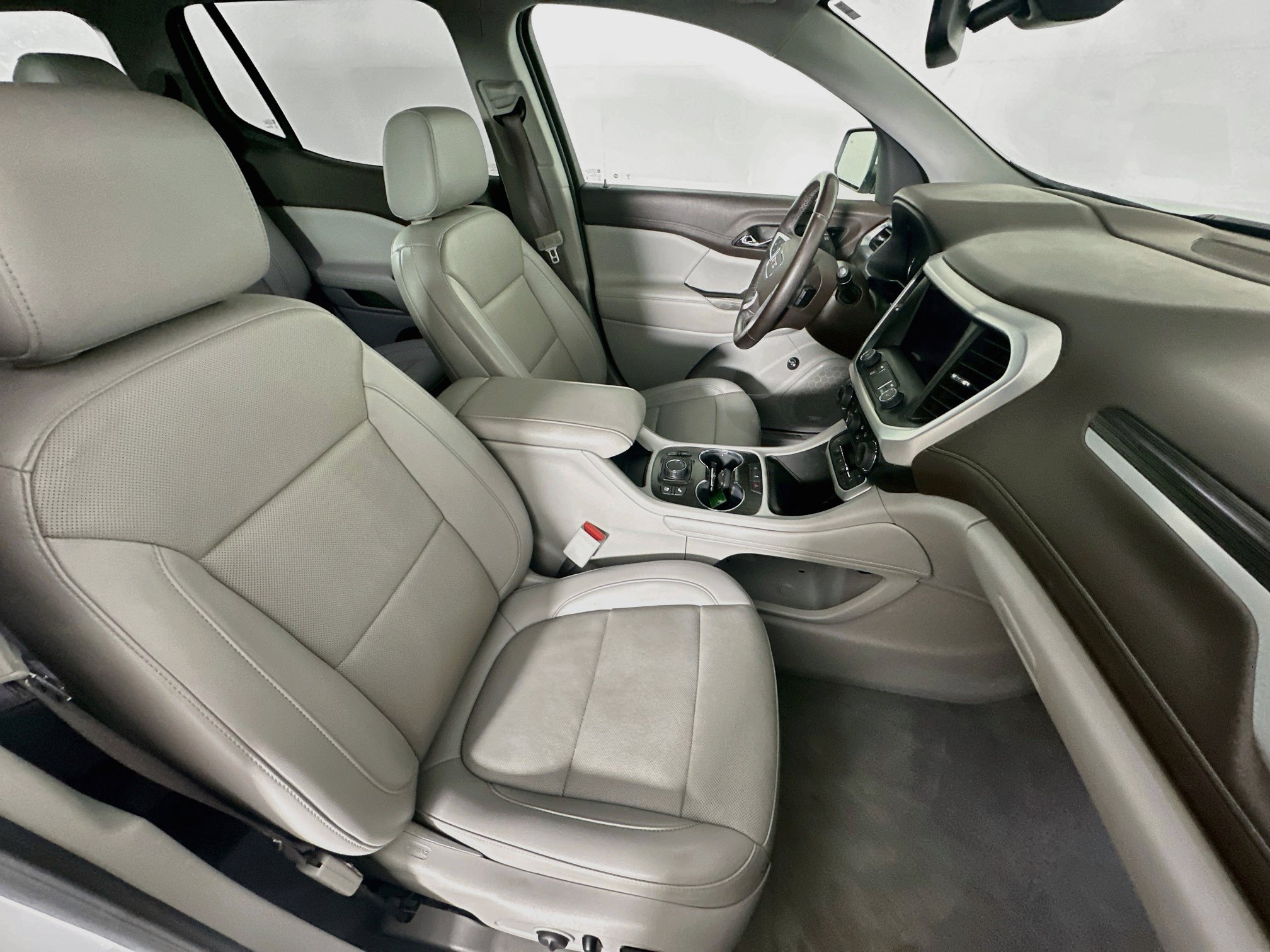 Used 2023 GMC Acadia SLT w/ Technology Package FWD image 34