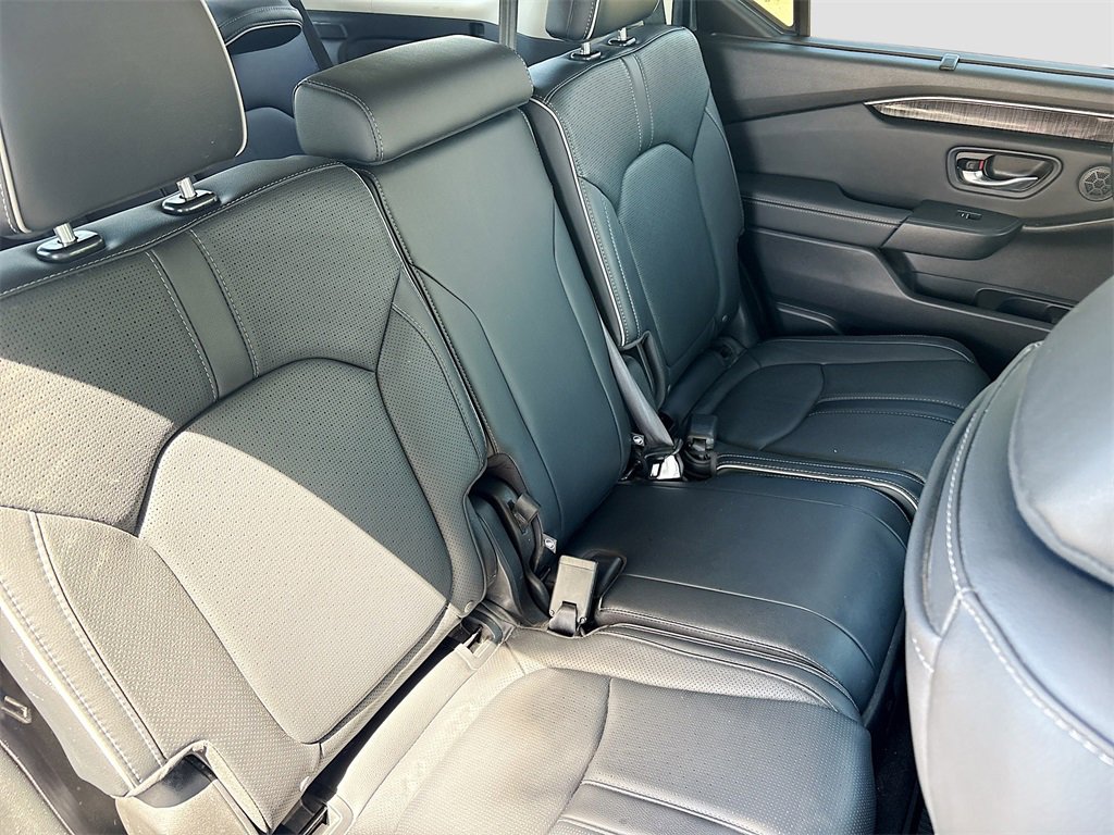 Used 2024 Honda Pilot Elite image 30