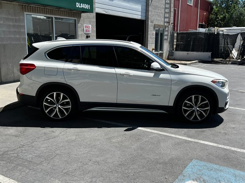 Used 2017 BMW X1 xDrive28i AWD/4WD image 8