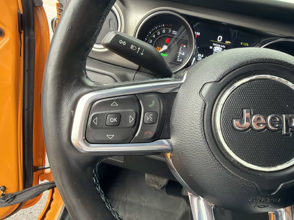 Used 2021 Jeep Wrangler Unlimited Rubicon 4xe w/ Cold Weather Group AWD/4WD image 24