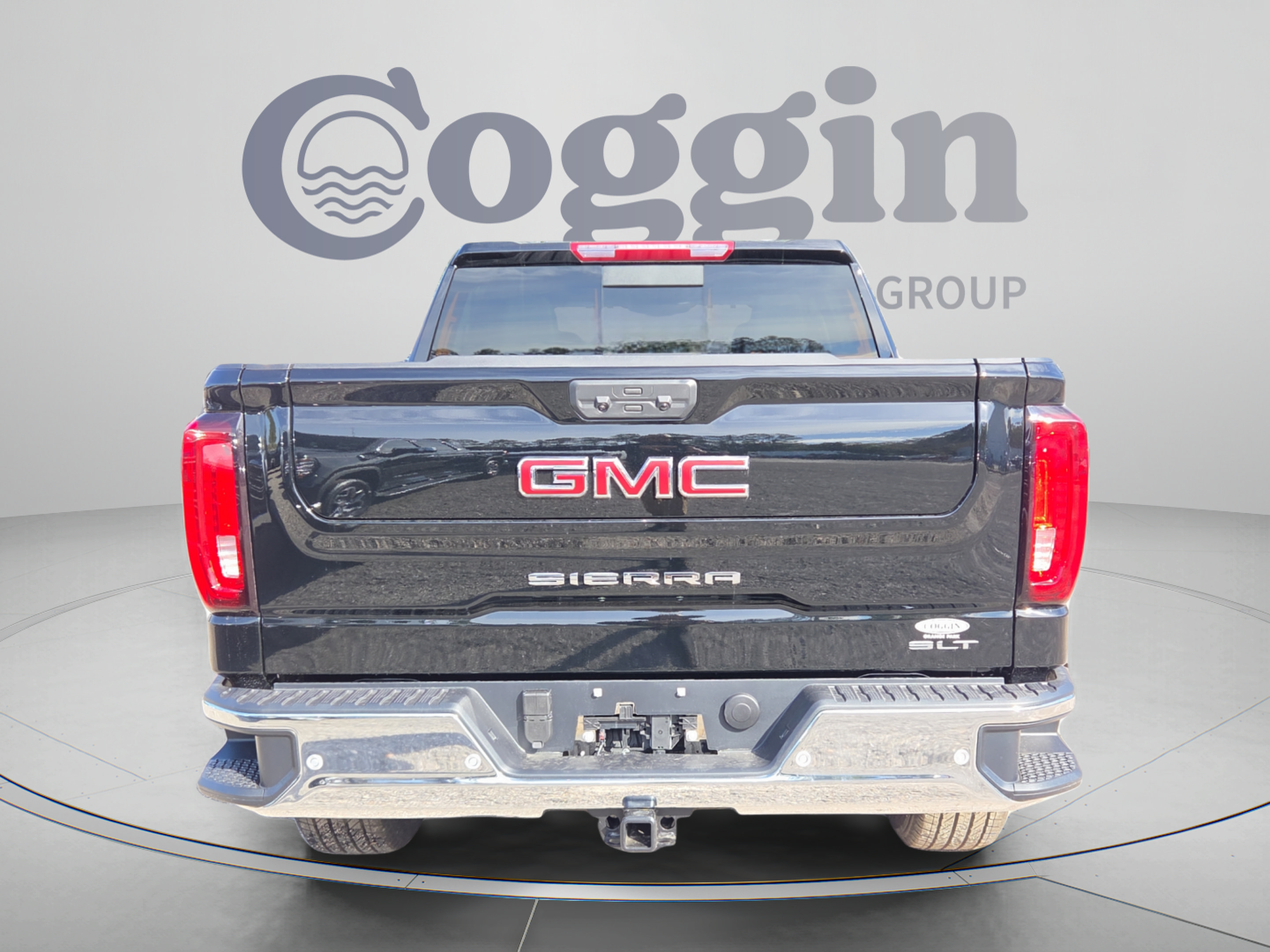 New 2026 GMC Sierra 1500 SLT w/ SLT Premium Plus Package RWD image 4
