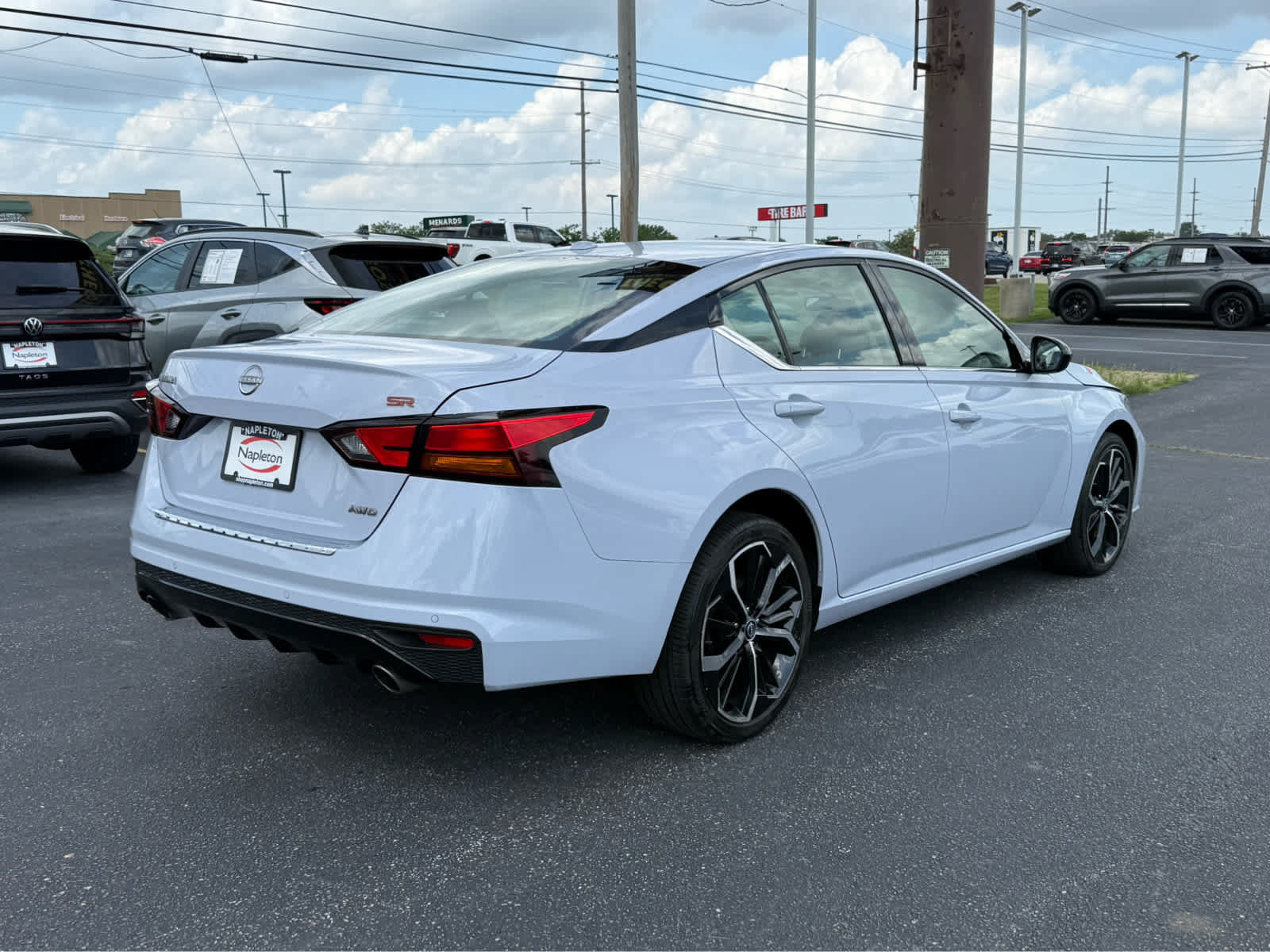 Used 2023 Nissan Altima 2.5 SR w/ SR Premium Package AWD/4WD image 7