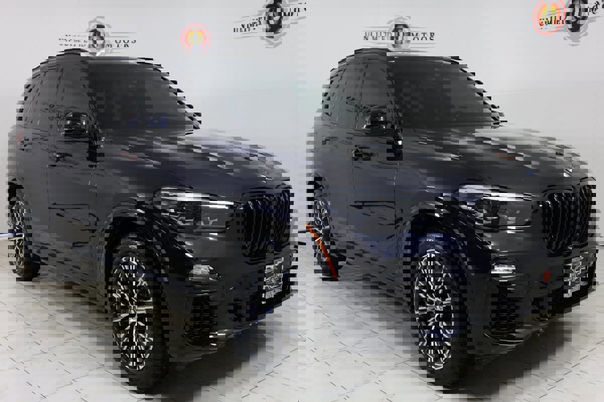 Used 2020 BMW X5 M50i w/ Premium Package image 40