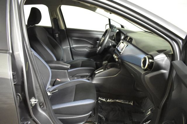 Used 2025 Nissan Versa SV w/ Trunk Package FWD image 31
