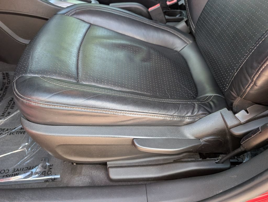 Used 2013 Chevrolet Sonic LTZ FWD image 22