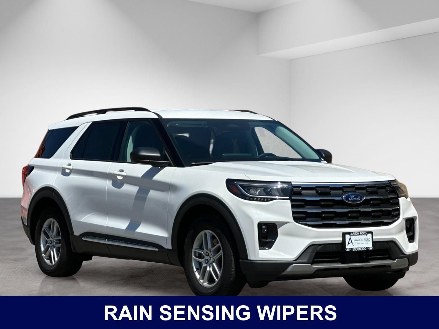 Used 2025 Ford Explorer Active w/ Active Comfort Package RWD image 9