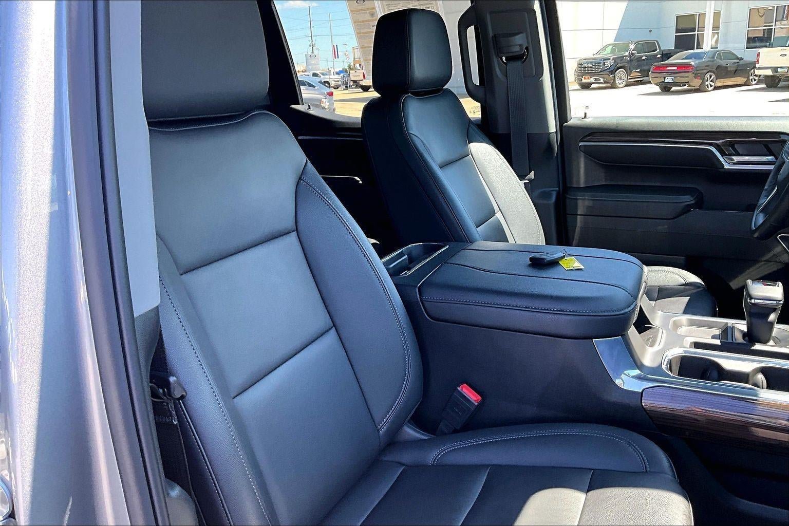Used 2024 Chevrolet Silverado 1500 RST w/ RST All Star Premium Package AWD/4WD image 6