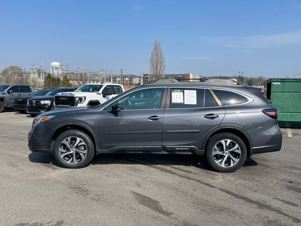 Used 2022 Subaru Outback Limited image 4