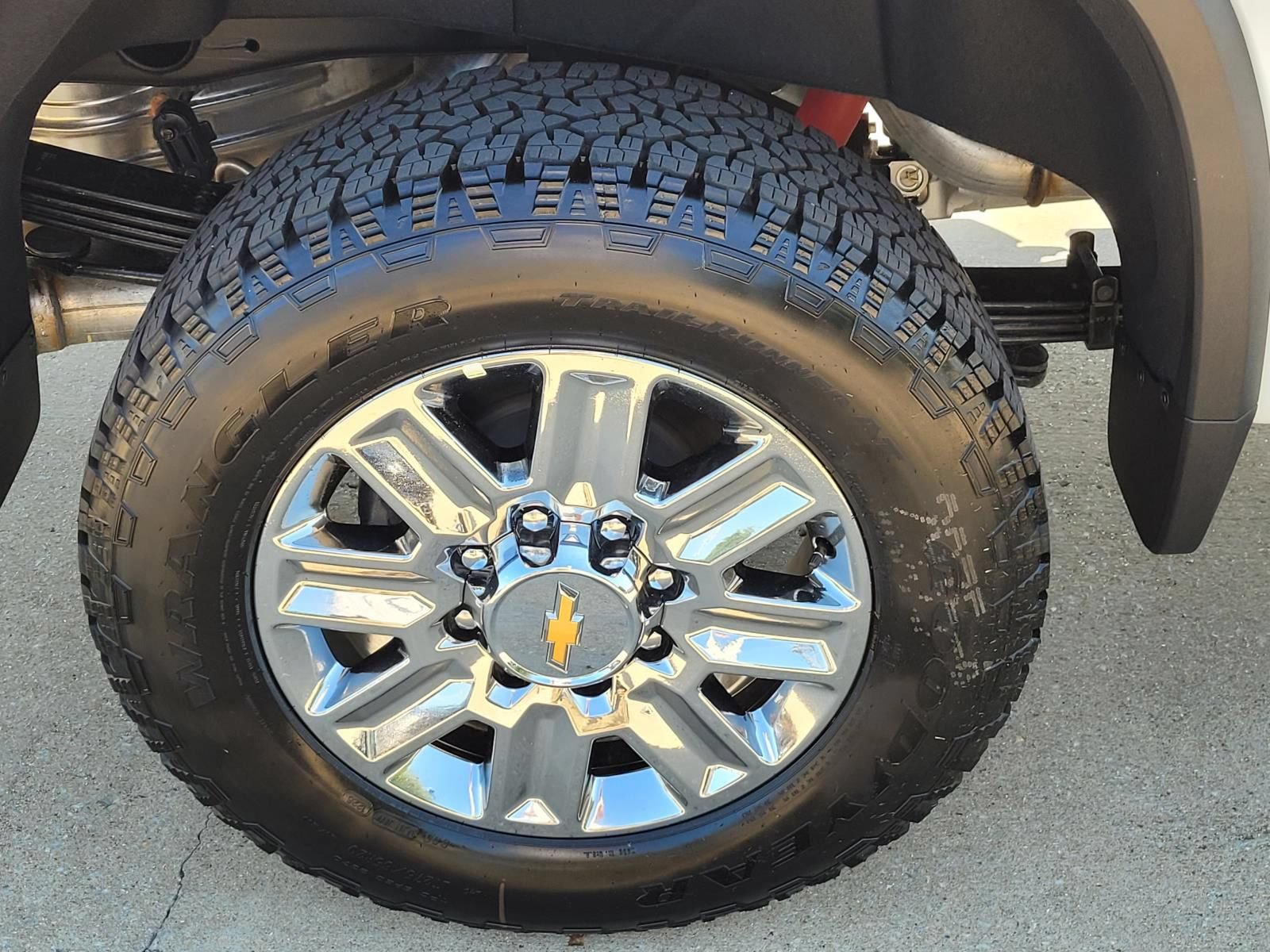 New 2026 Chevrolet Silverado 2500 High Country w/ High Country Premium Package AWD/4WD image 5