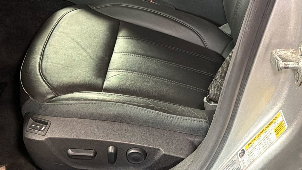 Used 2014 Buick Regal Premium w/ Driver Confidence Package #2 image 21