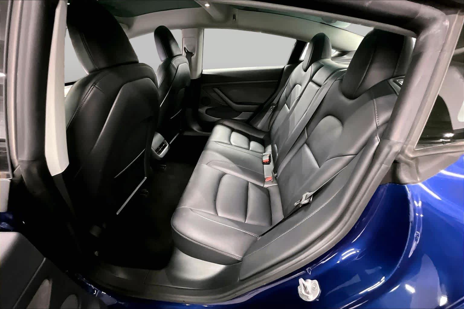 Used 2023 Tesla Model 3 Standard Range RWD image 18