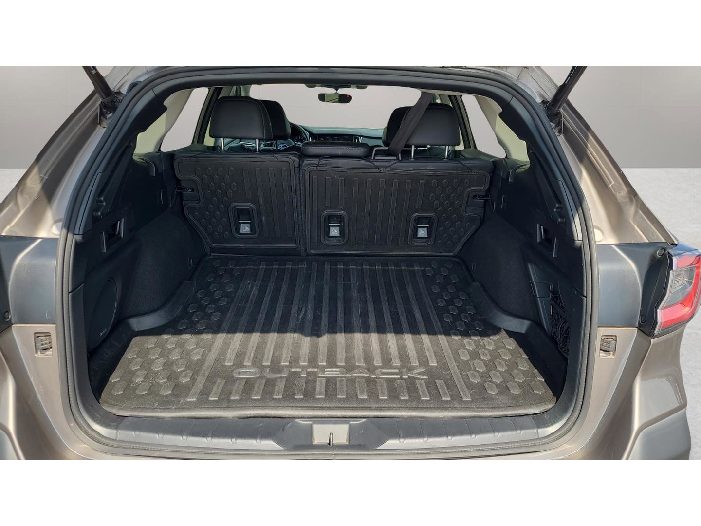 Used 2022 Subaru Outback Limited w/ Popular Package #2 AWD/4WD image 26