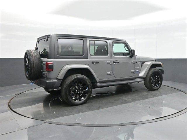 Used 2023 Jeep Wrangler Unlimited Sahara image 7