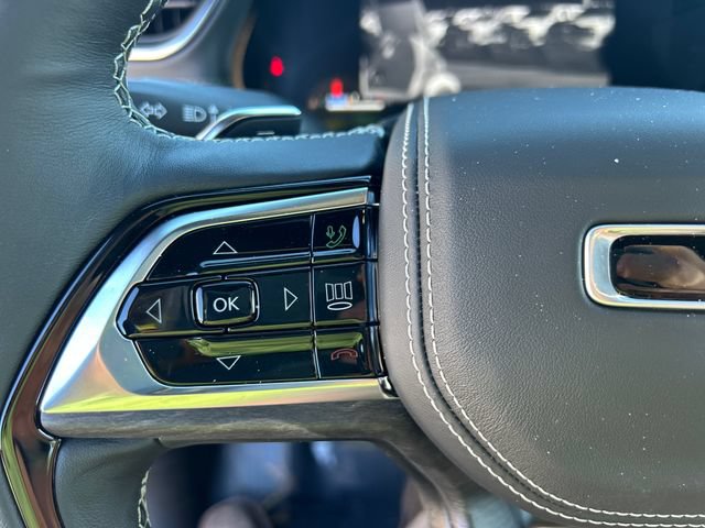 New 2025 Jeep Grand Cherokee L Overland w/ Advanced Protech Group III AWD/4WD image 14