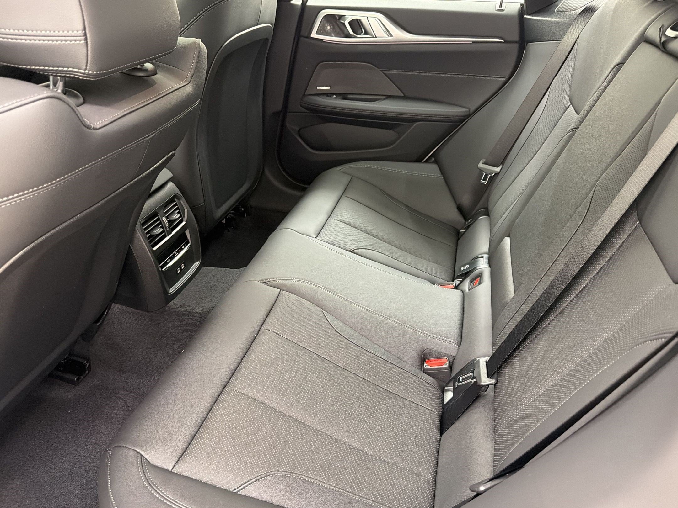 New 2026 BMW 430i w/ Premium Package RWD image 19