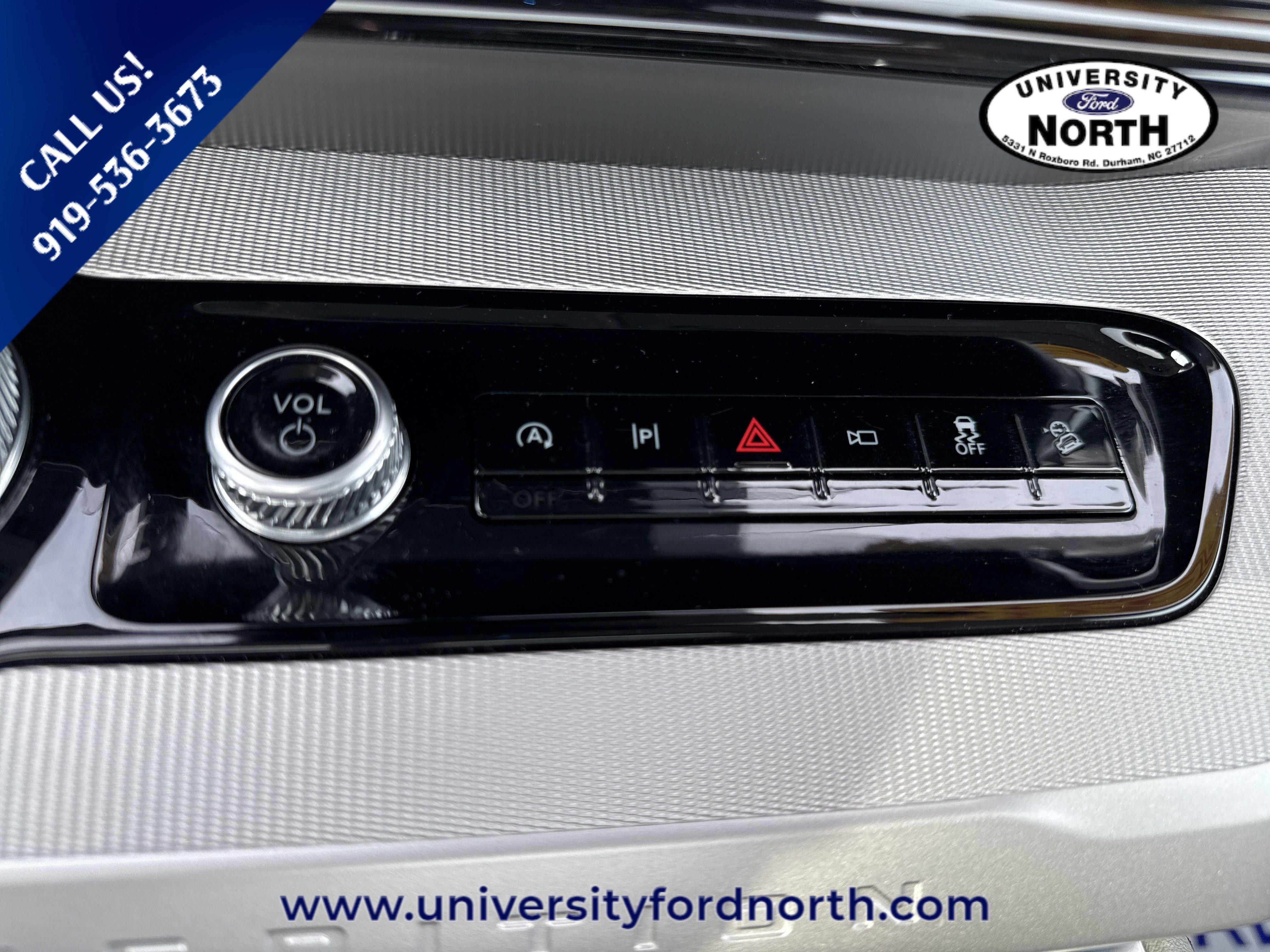 Used 2025 Ford Expedition Active image 27