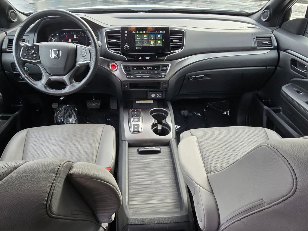 Certified 2023 Honda Passport EX-L image 2