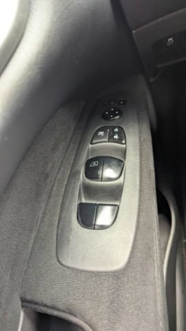 Used 2014 Nissan Pathfinder S AWD/4WD image 30