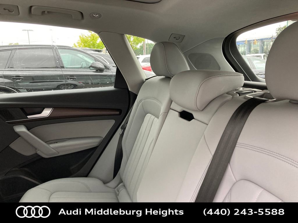 Certified 2022 Audi Q5 2.0T Premium Plus w/ Premium Plus Package image 37