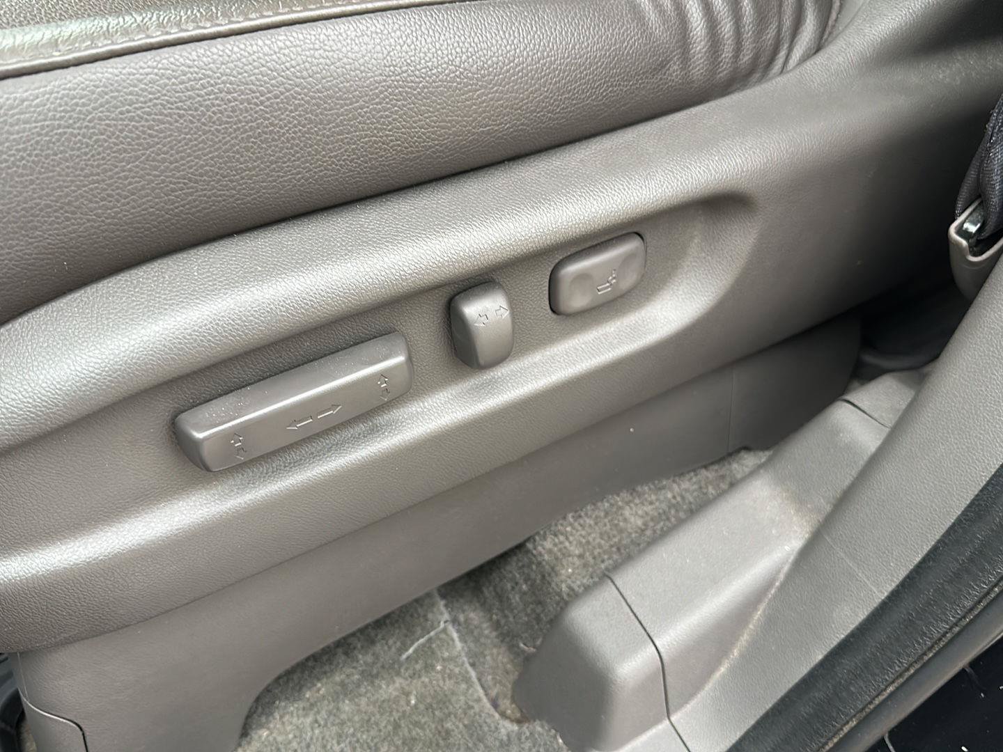 Used 2017 Honda Odyssey EX-L image 11