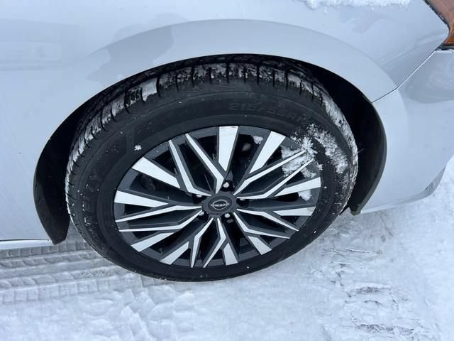 Used 2023 Nissan Altima 2.5 SV FWD image 33