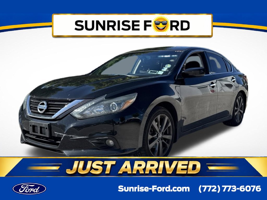 Used 2017 Nissan Altima 2.5 SR w/ Midnight Edition Package