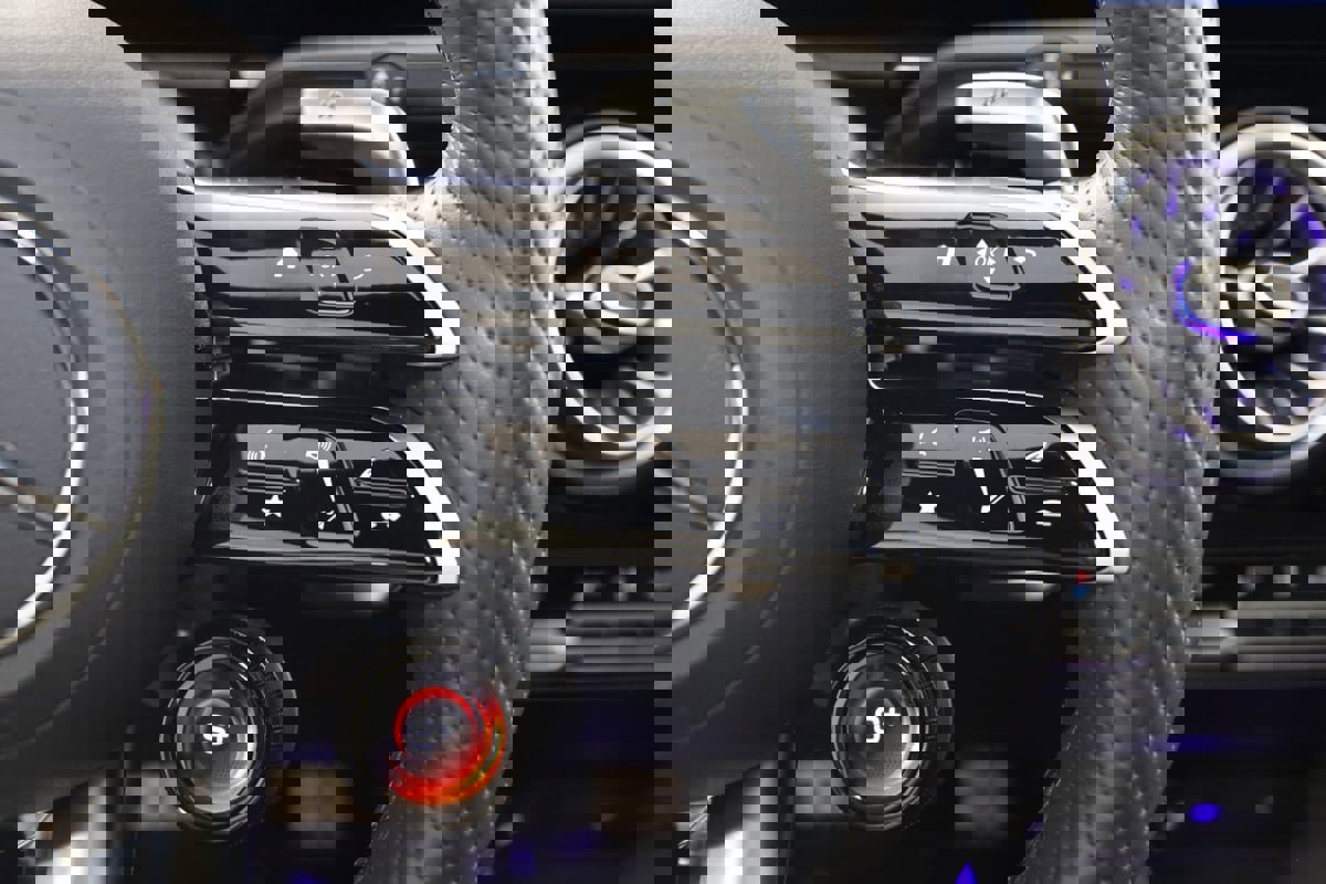 Used 2024 Mercedes-Benz GLA 35 AMG 4MATIC image 54