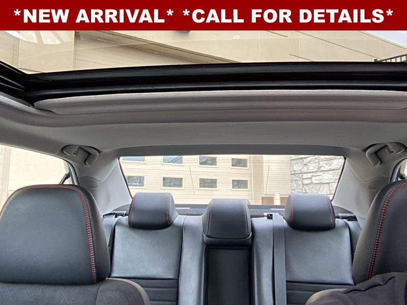 Used 2015 Toyota Camry XSE w/ Moonroof Package image 32