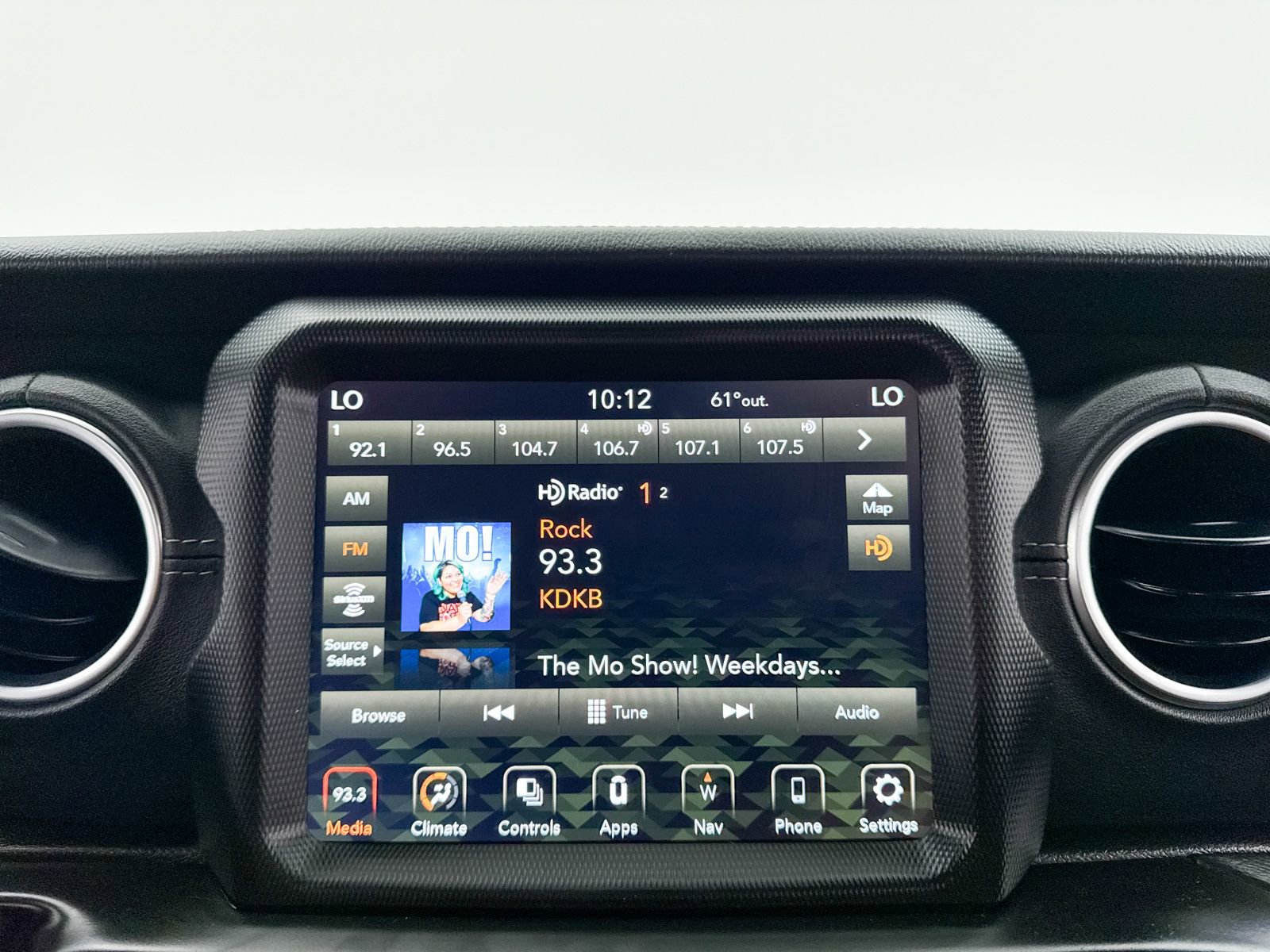 Used 2022 Jeep Wrangler Unlimited Sahara image 24