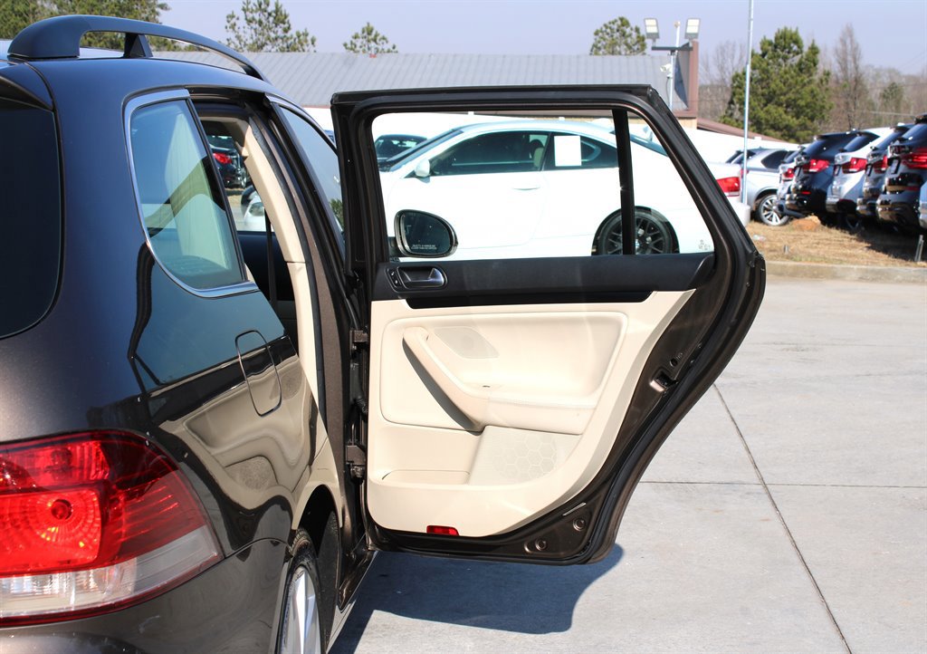 Used 2014 Volkswagen Jetta TDI image 31
