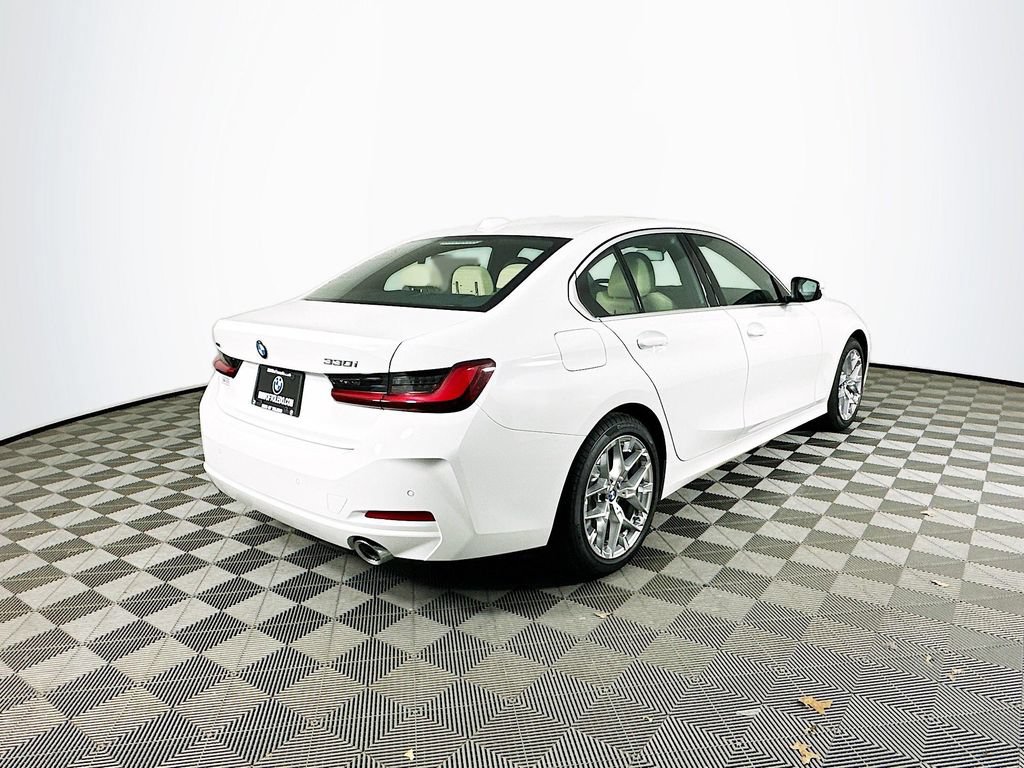 Used 2026 BMW 330i xDrive Sedan w/ Convenience Package AWD/4WD image 8