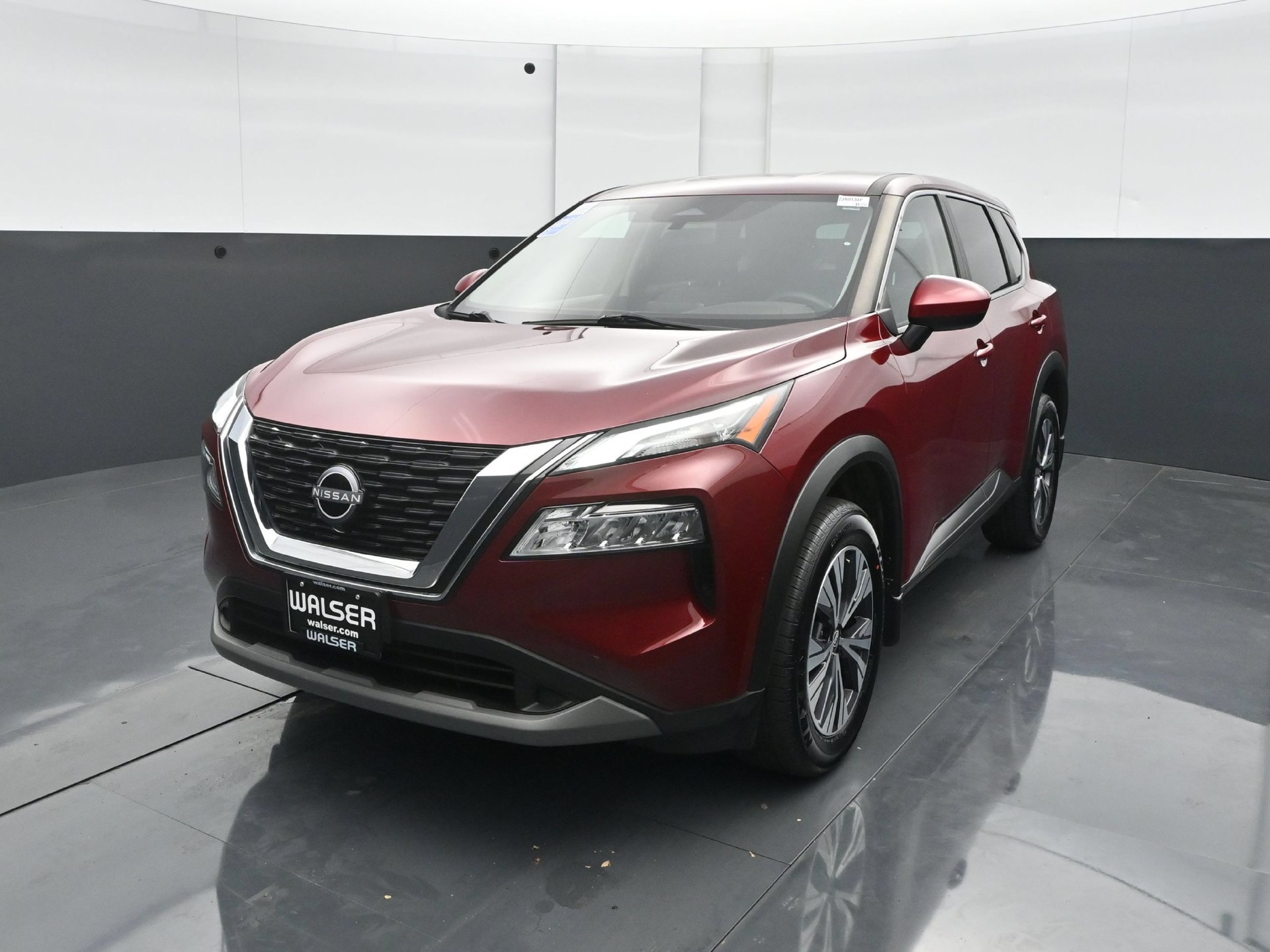 Used 2023 Nissan Rogue SV AWD/4WD image 1