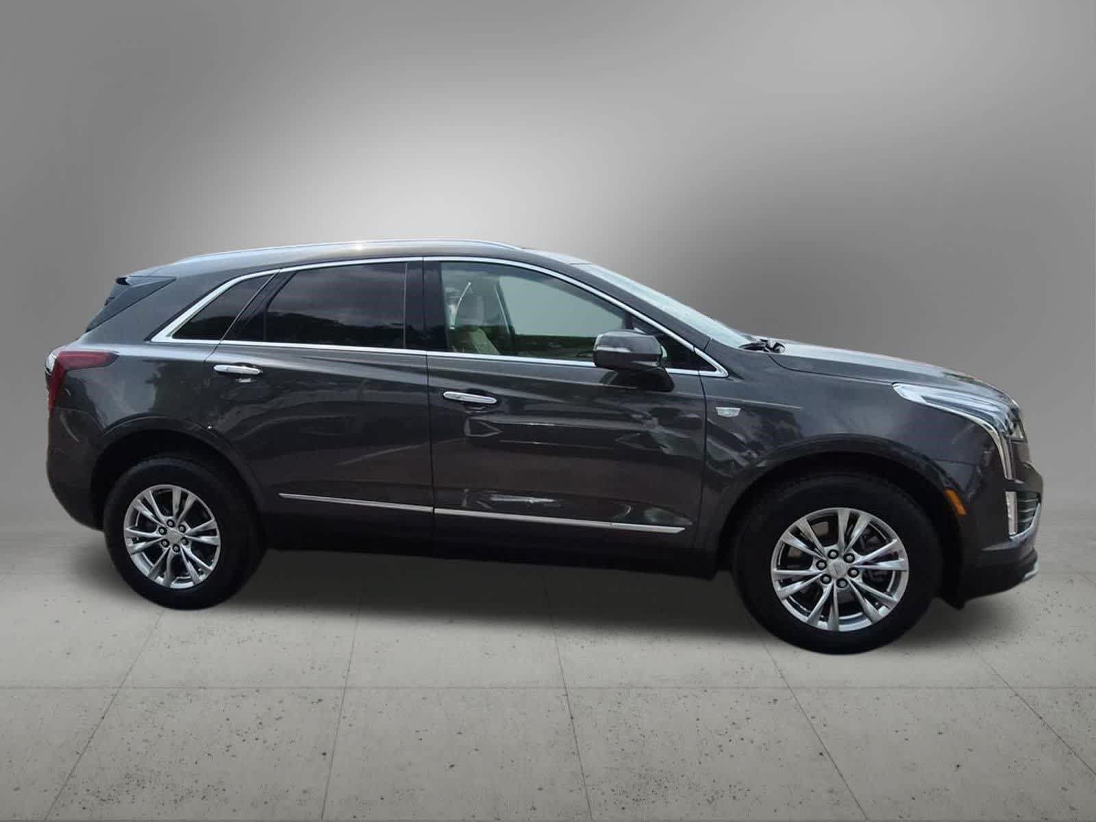Used 2020 Cadillac XT5 Premium Luxury w/ LPO, Floor Liner Package FWD image 7