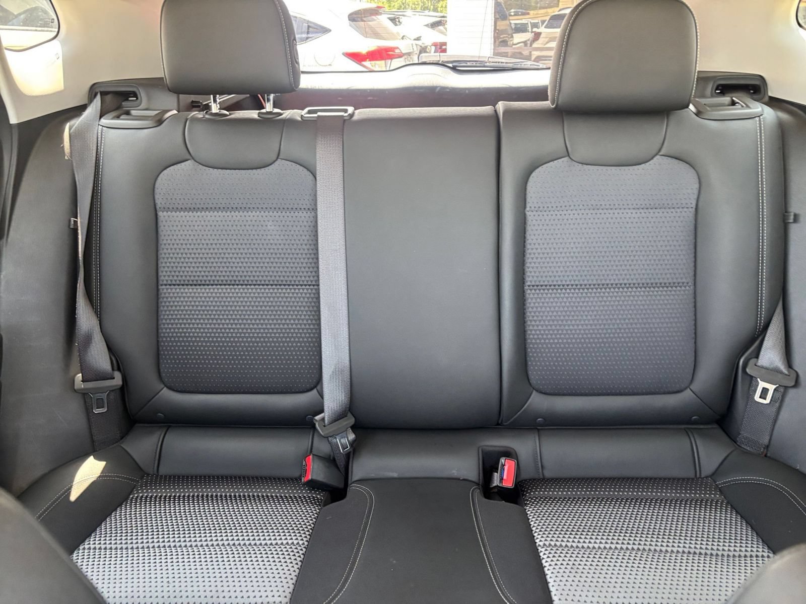 Used 2025 Chevrolet Trax LT FWD image 32