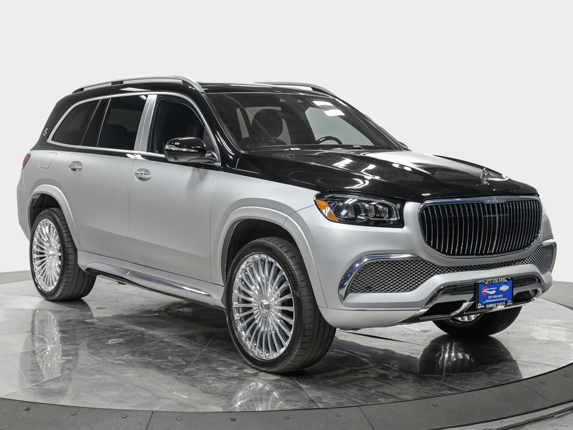Used 2021 Mercedes-Benz Maybach GLS 600 4MATIC image 9