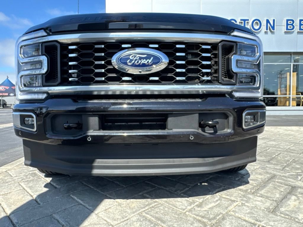 Used 2025 Ford F350 Platinum w/ Platinum Plus Package AWD/4WD image 35