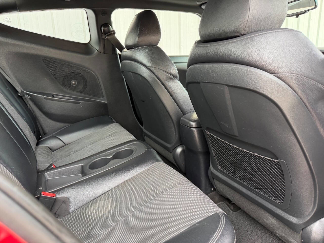 Used 2016 Hyundai Veloster w/ Option Group 03 image 24