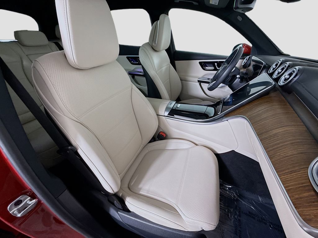 Used 2023 Mercedes-Benz GLC 300 4MATIC image 29