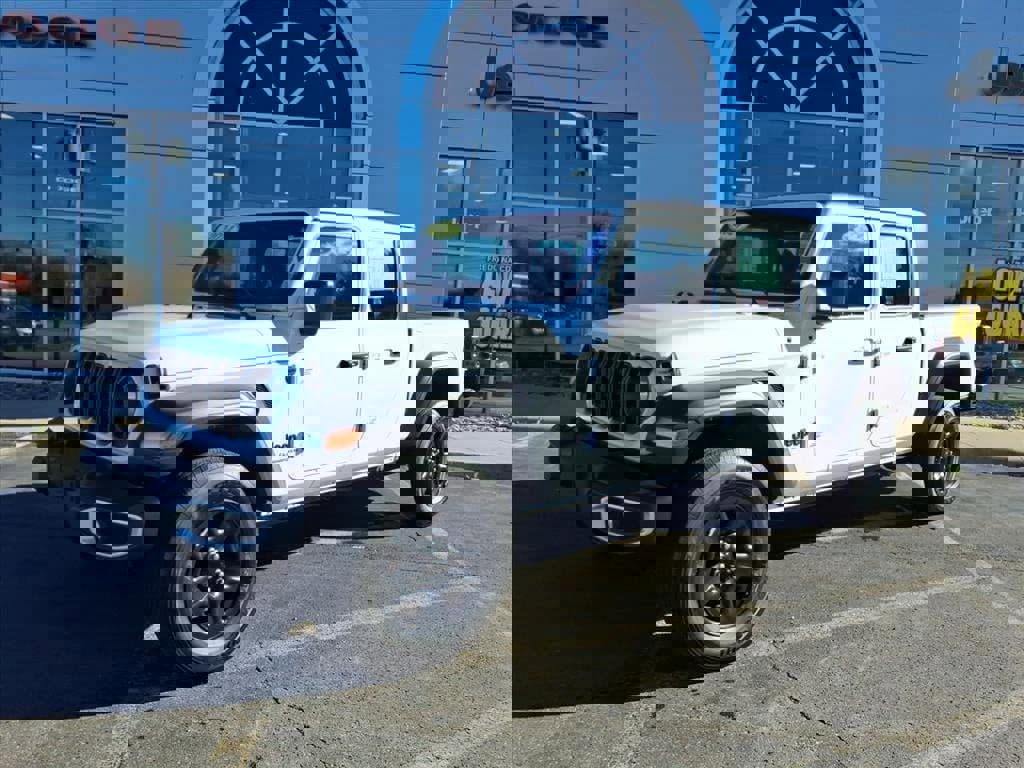 Used 2024 Jeep Gladiator Sport