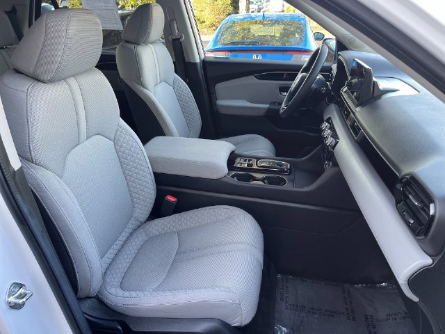 Used 2024 Honda Pilot LX image 34