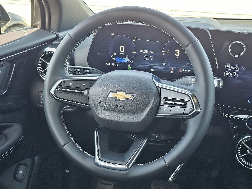 Used 2025 Chevrolet Blazer EV LT image 37