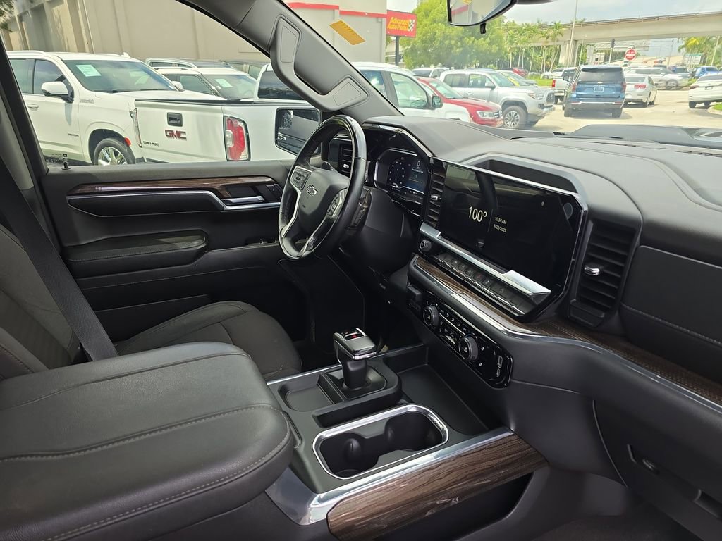 Used 2024 Chevrolet Silverado 1500 LT Trail Boss image 14