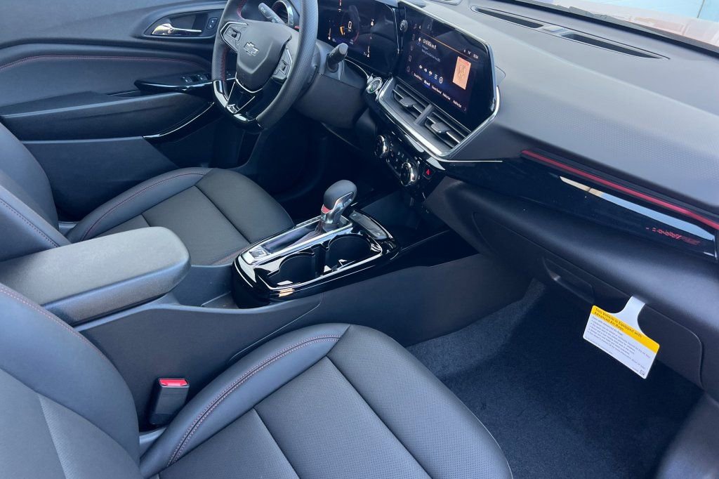 New 2026 Chevrolet Trax RS w/ Driver Confidence Package FWD image 13