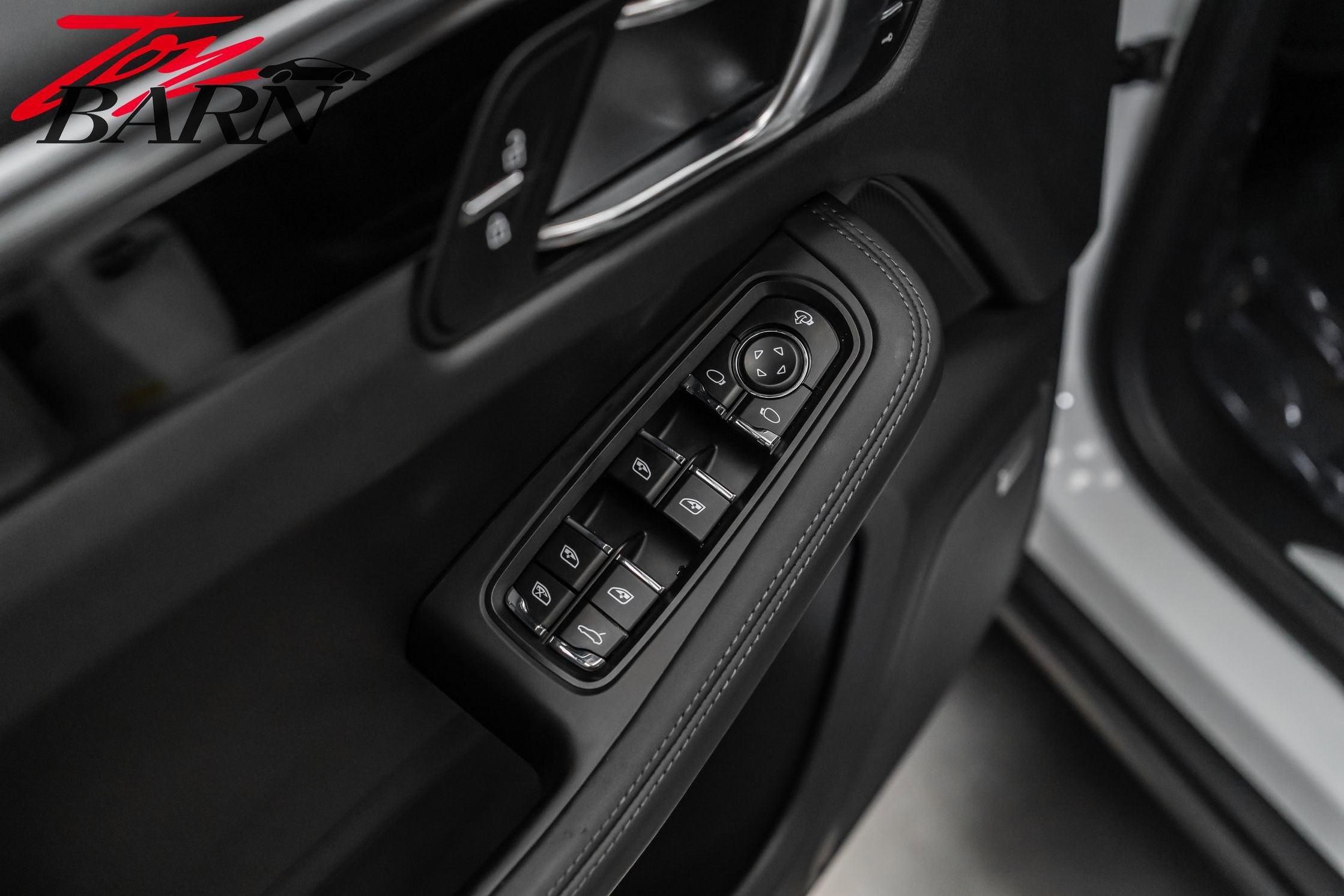 Used 2022 Porsche Macan S image 19