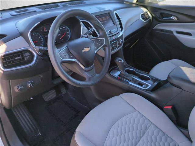 Used 2020 Chevrolet Equinox LS w/ LPO, Floor Liner Package FWD image 10