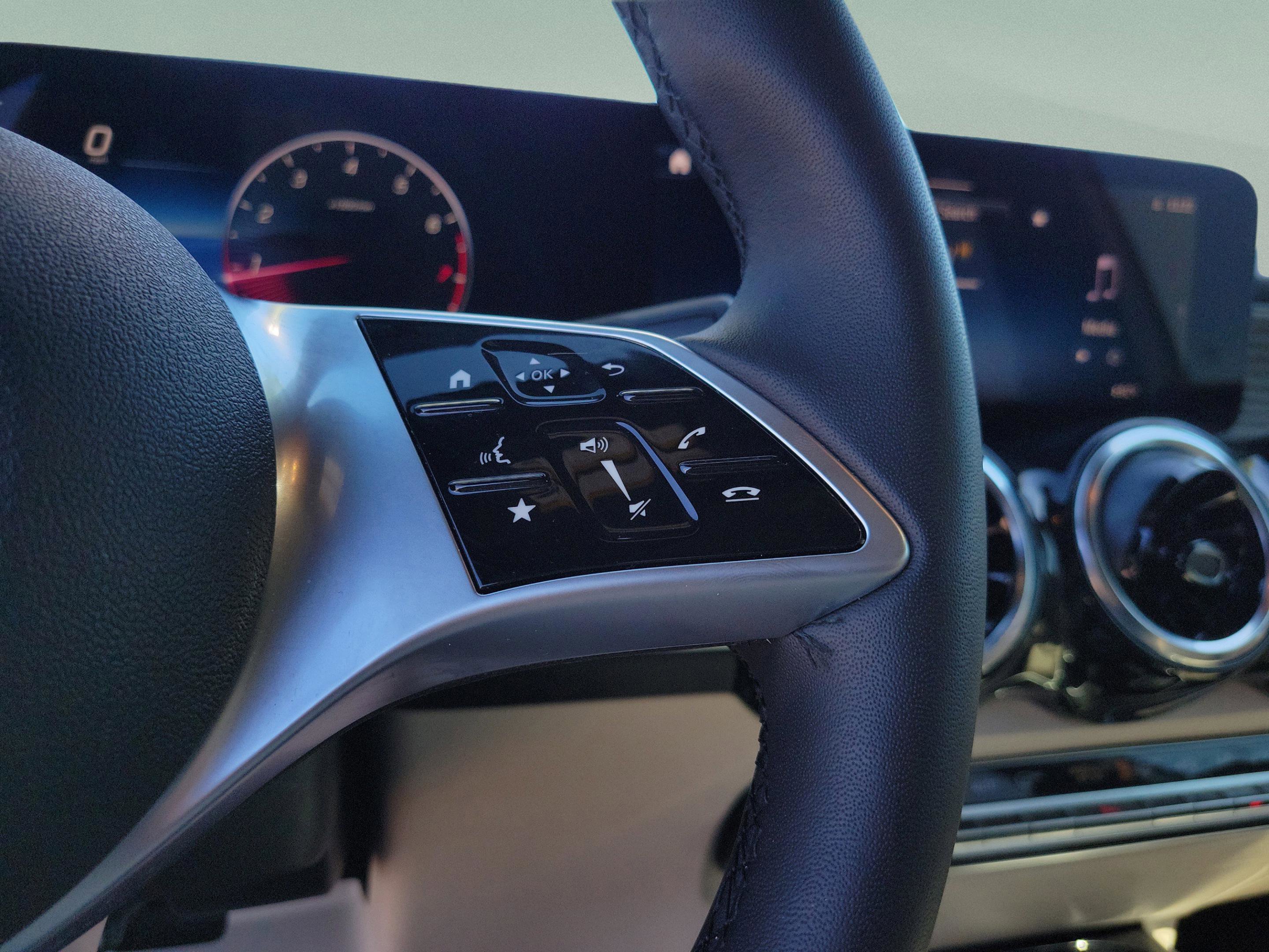 Certified 2026 Mercedes-Benz GLB 250 GLB 250 image 27