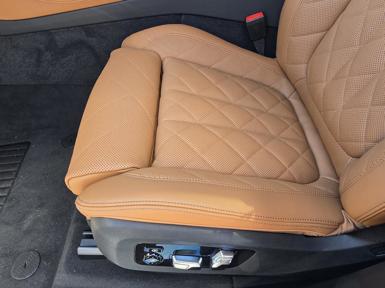 New 2026 BMW X5 xDrive40i w/ Climate Comfort Package image 16